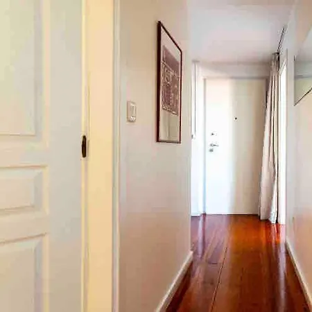 Charming In Baixa 리스본