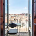 Charming In Baixa Privatunterkunft