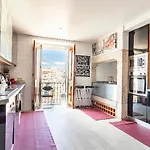 Charming In Baixa Privatunterkunft