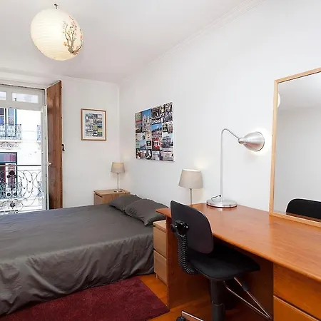 Charming In Baixa Rum i privatbostad