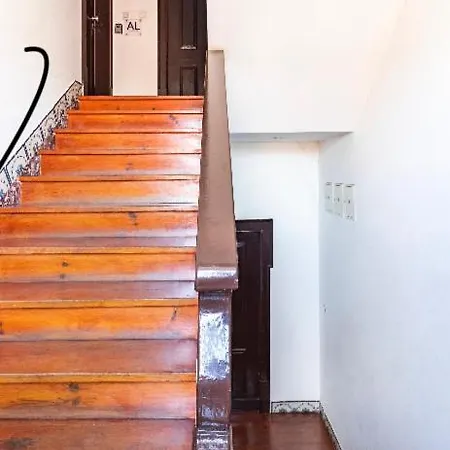 Rum i privatbostad Charming In Baixa Lisboa